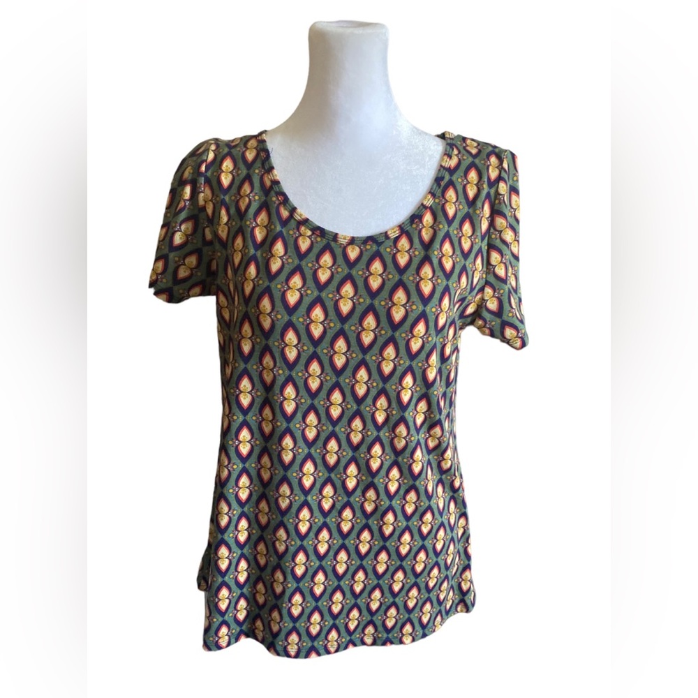 Lularoe tee slight high/ lo women’s size medium